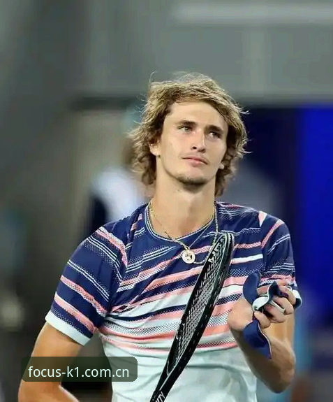 法网男单冠军诞生！首次登顶背后，兹维列夫125场苦战迎来巅峰